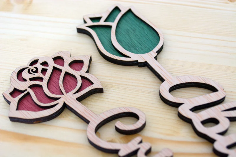 Flores de madera personalizado a color
